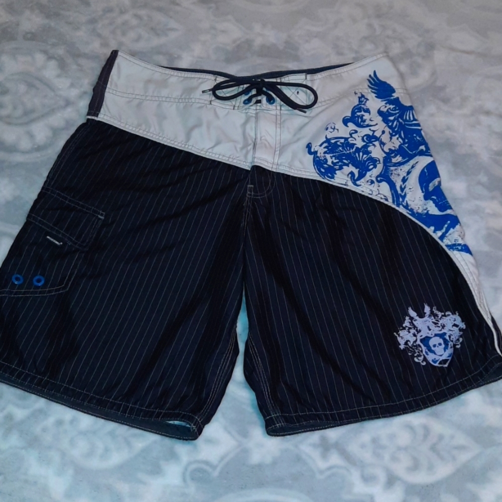 Mens Mossimo Board Shorts. Size 34.
